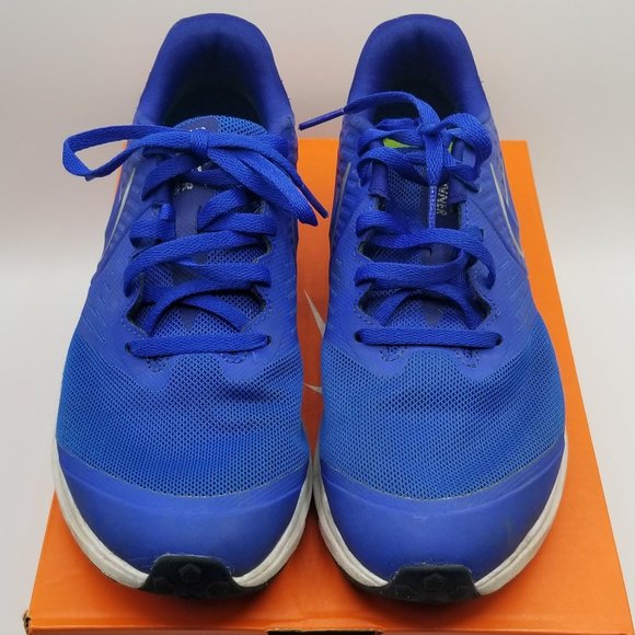 Nike Star Runner 2 boys sneakers size 6Y - Picture 1 of 8